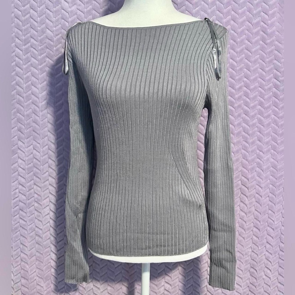 Abercrombie & Fitch Silver Long Sleeve top | Y2K Fitted Layering